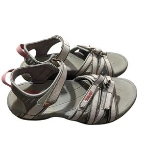 G9 - Teva Women’s Taupe Strappy Sandals with Pink Tab size 8